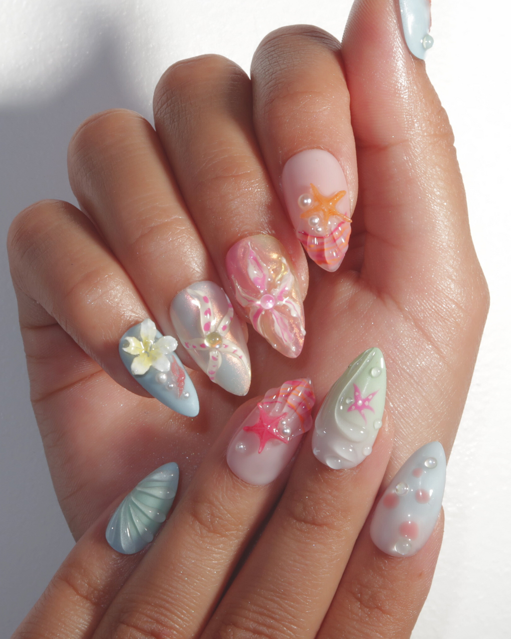 Summer Wonder — Press-On Nails