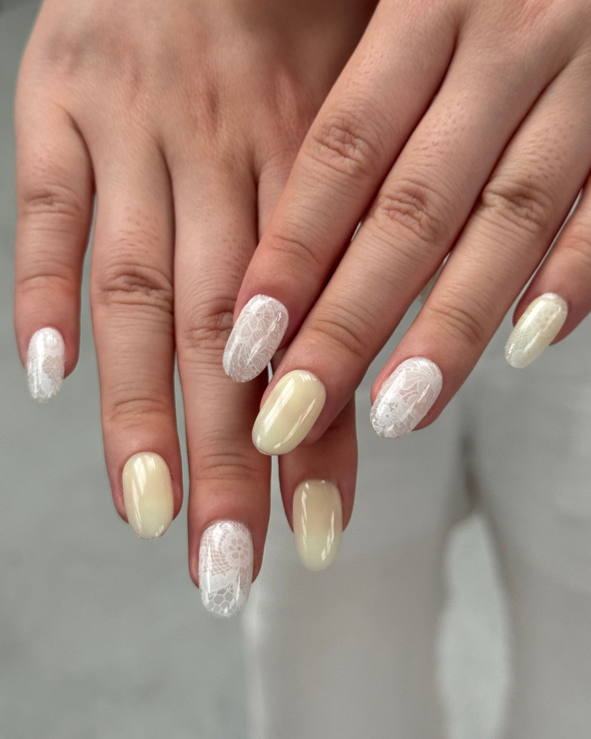 Lace Fav — Press-On Nails