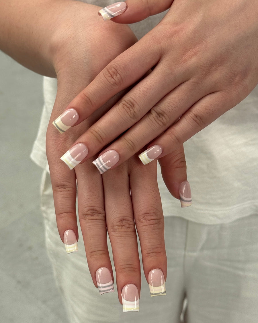 Pastel Mood: Candy Stripes Nails — Press-On Nails