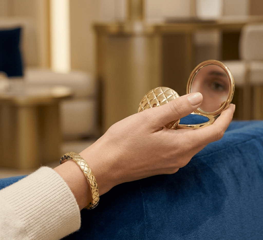Bracelet Quilted Gold Tone Bangle